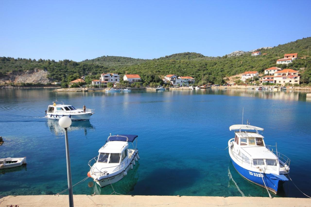 Apartments And Rooms By The Sea Zaglav, Dugi Otok - 8144 Sali Buitenkant foto