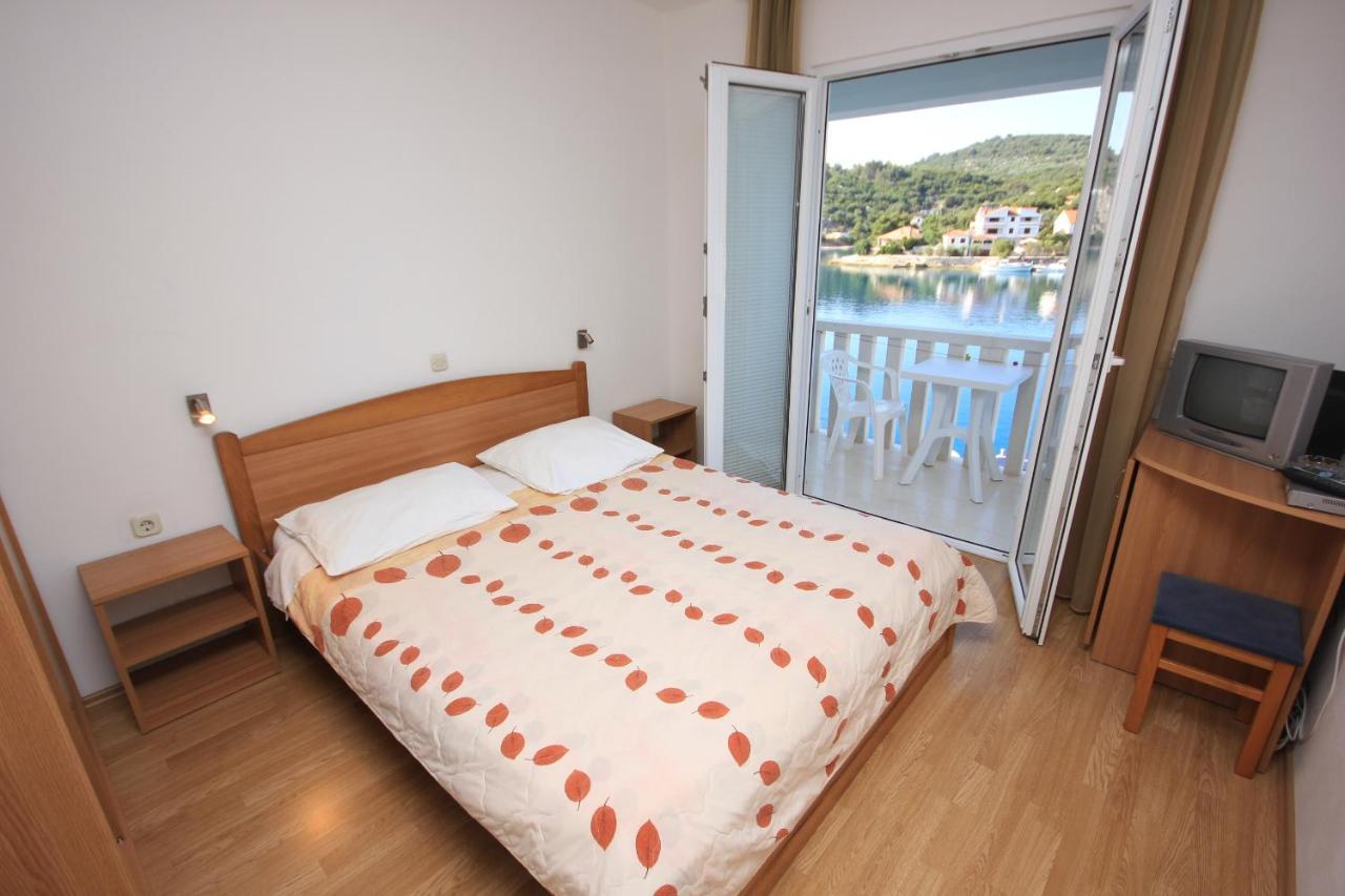 Apartments And Rooms By The Sea Zaglav, Dugi Otok - 8144 Sali Buitenkant foto